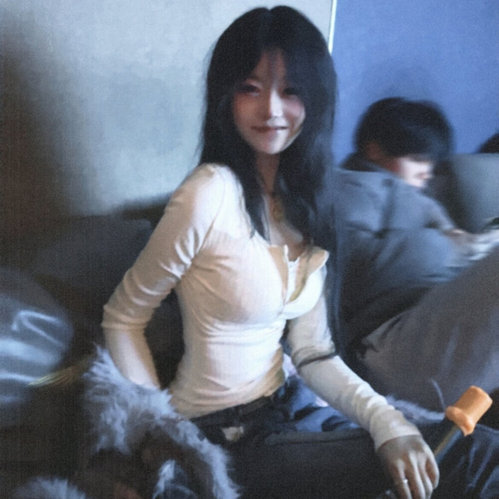 芳菲落尽梨花白